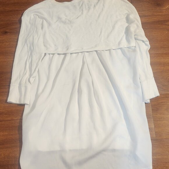 Woman's Clothes size Small - Picture 13 of 16
